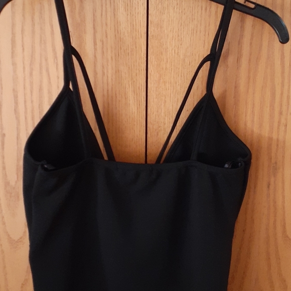 Black Dress - Picture 6 of 8